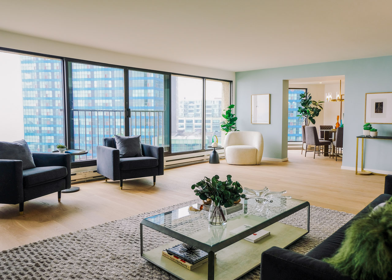 GreenLeaf-Builders-Toronto-Projects-Home-Renovation-Harbour-Sq-Living-Area